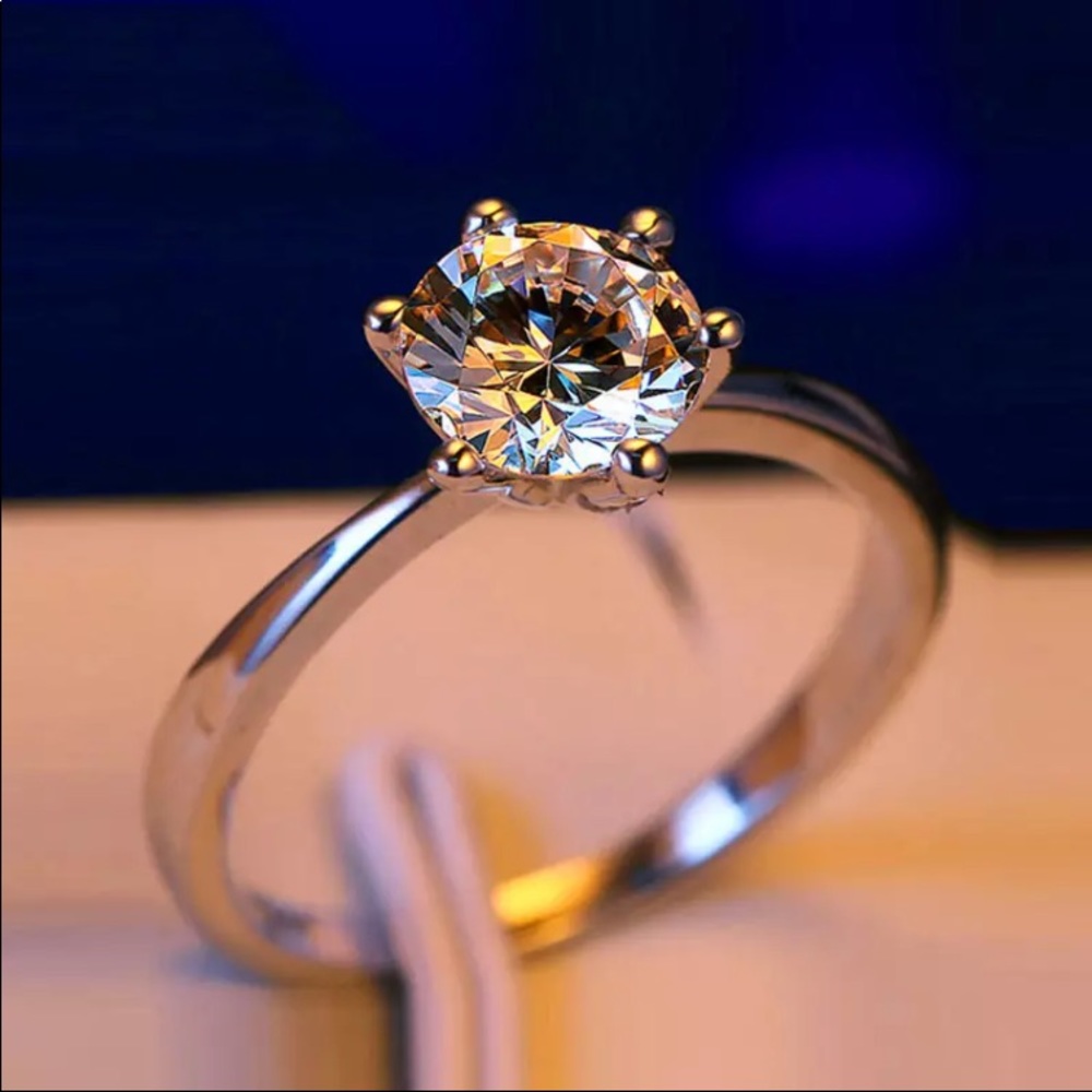 925 STERLING SILVER DIAMOND ENGAGEMENT RING - Picture 5 of 5